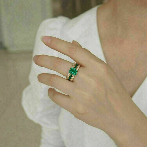 New 3ct lab created green - 3ct,