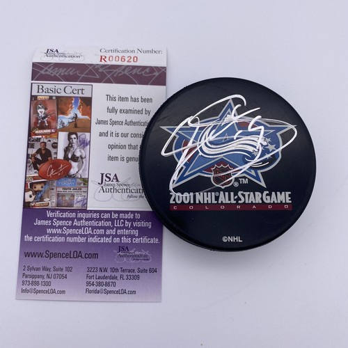 Joe sakic signed official - sakic,