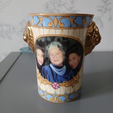 Sutherland Lion Head Beaker