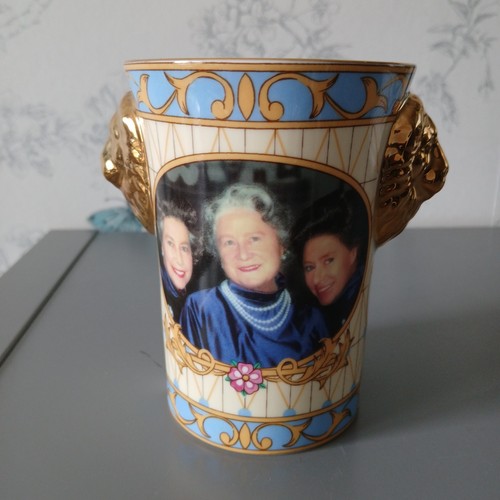 Sutherland lion head beaker - sutherland,
