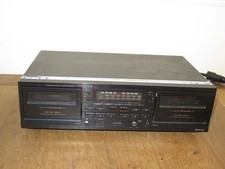 Pioneer CT-W208R twin-deck cassette recorder / TURNS ON