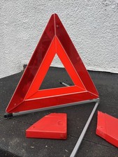 Halfords Warning Triangle
