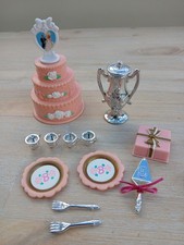 ITEMS FROM 1995 BARBIE PRETTY