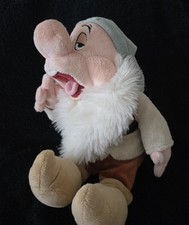 Disney Store Exclusive Snow