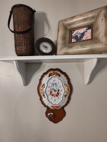 Cordon bleu pendulum - pendulum, wall
