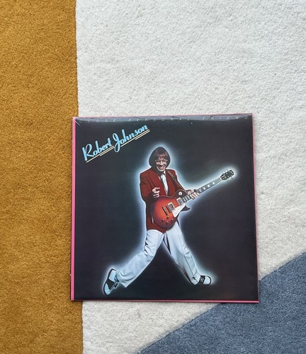 Robert johnson close - -,