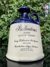 Ballantines finest scotch whisky ceramic decanter bottle flagon blue 18 cm