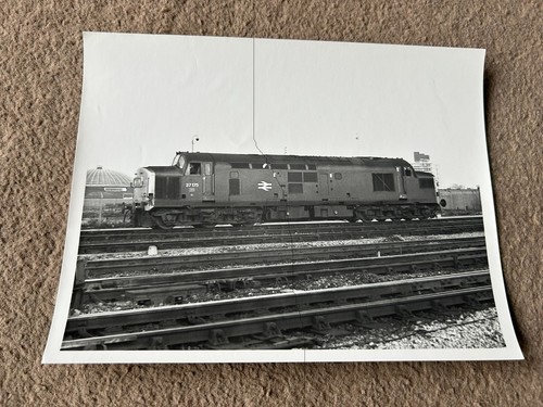 Diesel train photo railway - diesel,