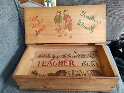 Vintage teacher whisky - vintage, teacher's