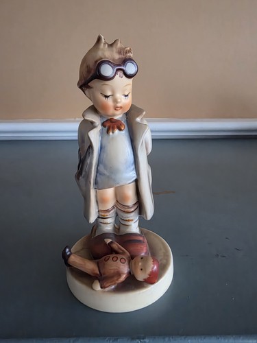 Hummel goebel germany - goebel, figurine