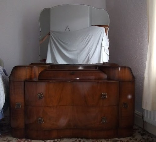 Vintage dressing table with - vintage,