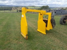 Bainbridge engineering Elephants Trunk bale squeeze on JCB Q Fit Brackets