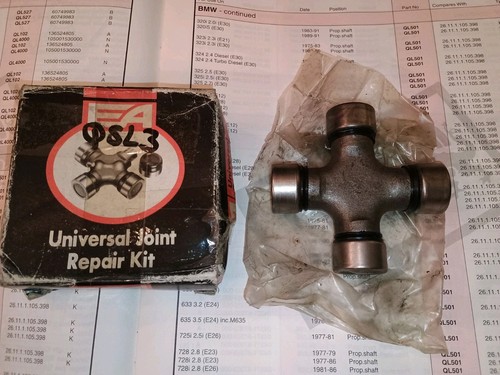 Staked type universal joint - type,