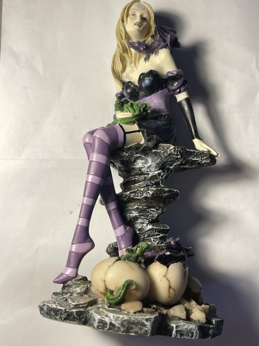 Amethyst and hatchlings fairy - amethyst,