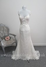 Amanda Wyatt fit and flare ivory lace wedding dress UK 12