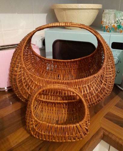 Vintage gondola wicker - vintage,