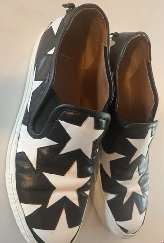 Givenchy urban street stars - street,