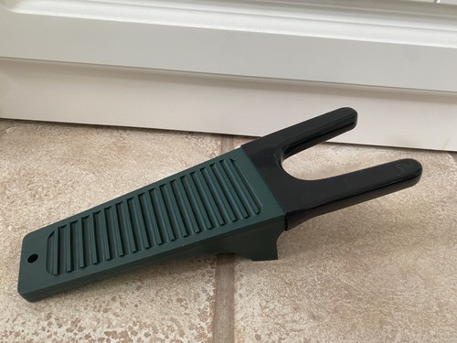 Heavy duty boot puller shoe - boot,