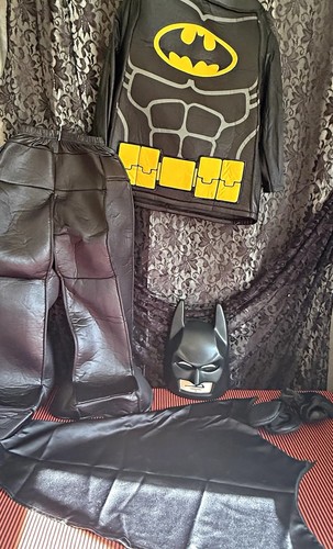 Lego batman complete outfit - complete,