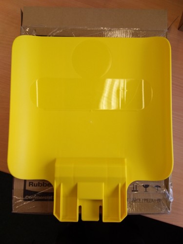 Rubbermaid slim jim - slim, recycling