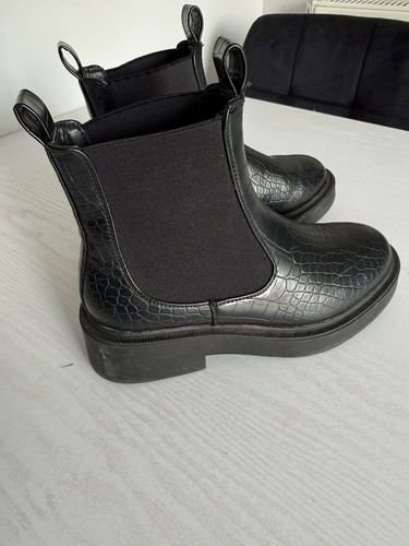 Topshop black chunky boots - topshop,