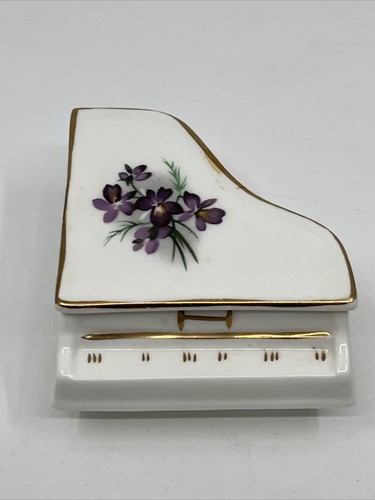 Vintage newhall porcelain - vintage,