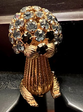 The cutest vintage rhinestone