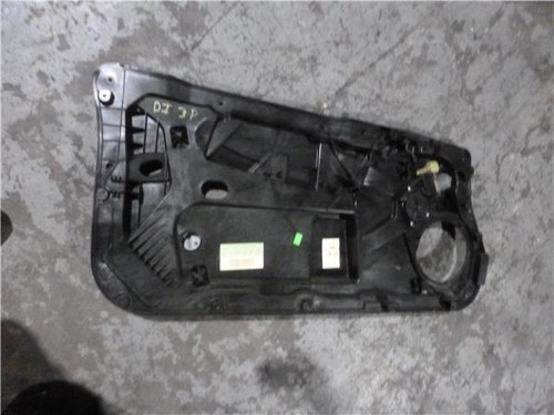 1742386 left front ford fiesta - left,
