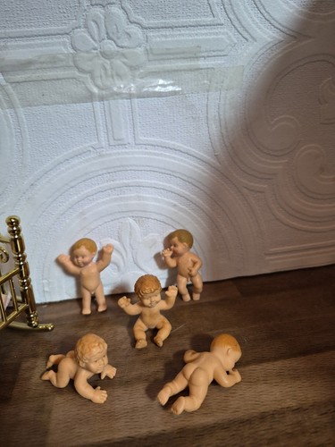 Dolls house 12th - of, 5