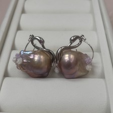 Natural Baroque Pearl Swan