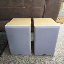 Eltax M-800 Bookshelf Speakers