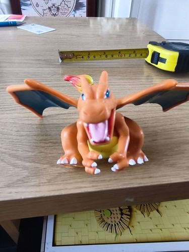 Charizard action figure - charizard,