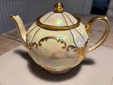 Vintage  Pearl Lustre Sadler
