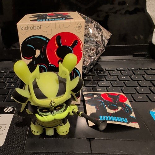 Kidrobot dunny 2012 series - dunny,