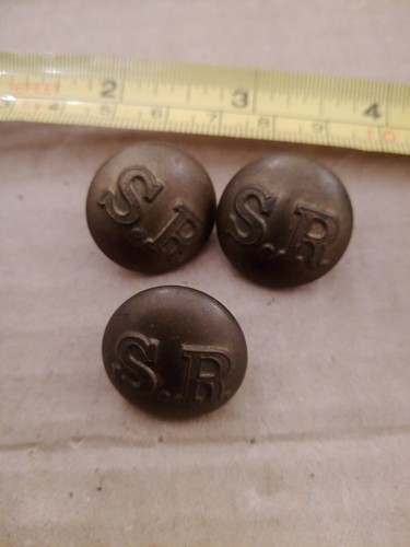 Three old metal southern - three,