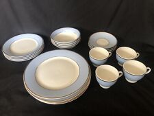 Royal Doulton 2004 Bruce Oldfield 5 Piece Dinner Service Set - 4 Settings