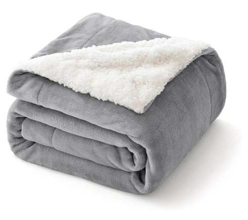 Fluffy sherpa fleece blanket - fleece,