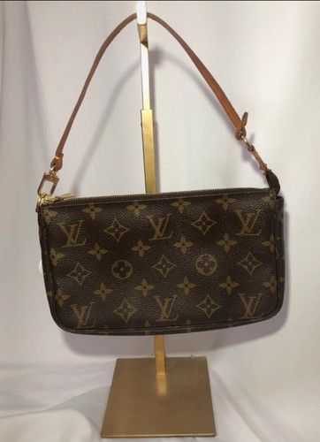 Authentic louis vuitton - louis,