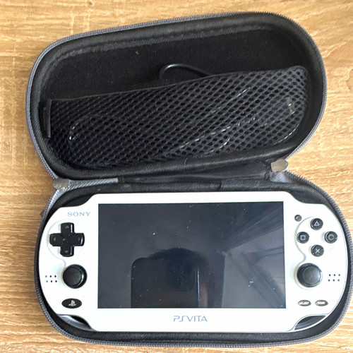 Sony vita pch - sony,