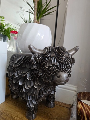 Bronze hamish resin side - resin,