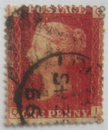 Queen victoria red - queen, plate