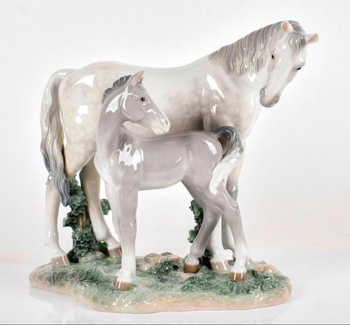Lladro parent and child - parent,