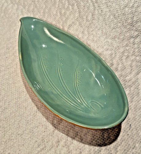 Vintage mccoy pottery - pottery, footed