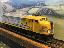 Atlas 7041 FP7. ‘Santa-Fe’ Yellowbonnet livery. Boxed.