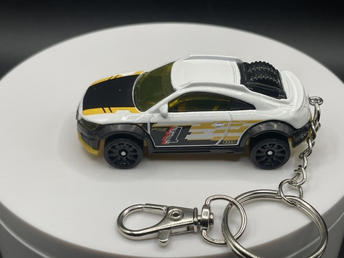 Audi safari keyring - audi,