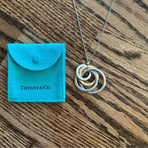 Tiffany 4 interlocking - 4,