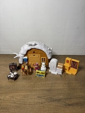 Masha and The Bear Christmas Winter House Playset, Figures & Accessories 