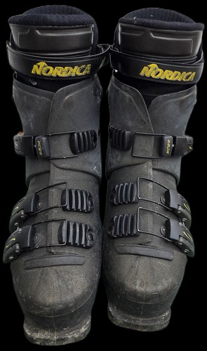 Vintage nordica ski - nordica, boots