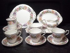 20 Piece Paragon Fine Bone