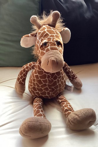 Large giraffe russ - large, berrie